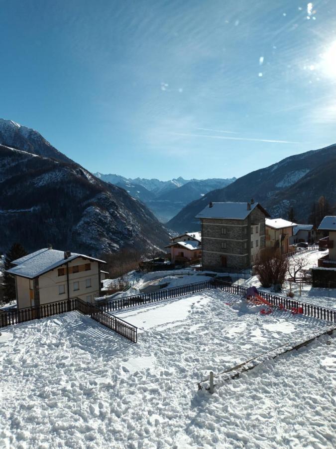 Ferienwohnung Grazioso Trilocale Con Ampia Terrazza Chiesa in Valmalenco Exterior foto